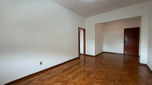 Apartamento com 3 Quartos para alugar, 114m² no Humaitá, Rio de Janeiro