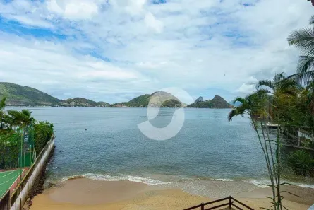 Casa com 3 Quartos à venda, 180m² no São Francisco, Niterói