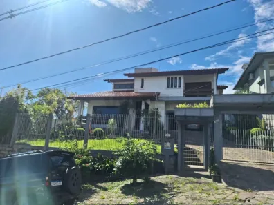 Casa com 4 Quartos à venda, 450m² no Centro, Criciúma