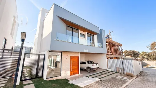 Casa de Condomínio com 3 Quartos à venda, 197m² no Vina Del Mar, Juiz de Fora