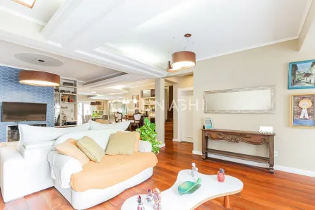 Casa com 4 Quartos à venda, 576m² no Chácara das Pedras, Porto Alegre