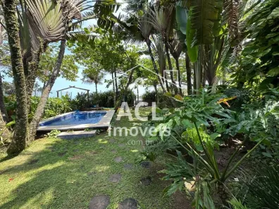 Casa com 5 Quartos à venda, 360m² no Camburi, São Sebastião