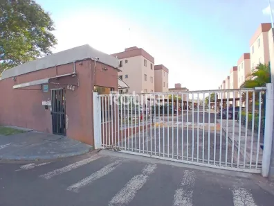 Apartamento com 2 Quartos para alugar, 45m² no Laranjeiras, Uberlândia