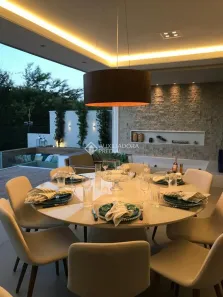 Casa de Condomínio com 4 Quartos à venda, 400m² no Vila Nova, Porto Alegre