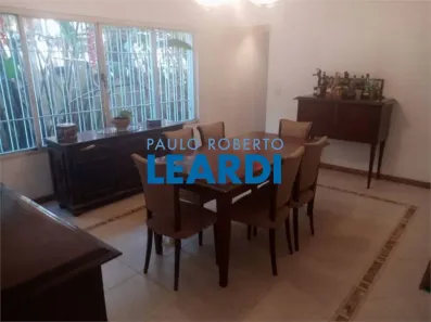 Sobrado com 3 Quartos à venda, 240m² no Alto de Pinheiros, São Paulo