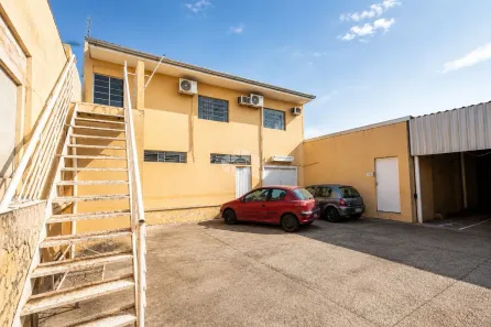Galpão/Depósito/Armazém à venda, 550m² no Fátima, Canoas