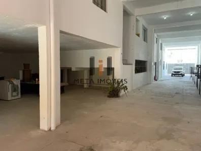 Galpão/Depósito/Armazém para alugar, 220m² no Cabral, Resende