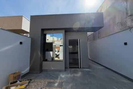 Casa com 3 Quartos à venda, 60m² no Vila Nova, Montes Claros