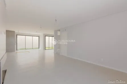 Sobrado com 3 Quartos à venda, 200m² no Estância Velha, Canoas