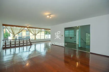 Casa com 3 Quartos para alugar, 600m² no Jardim da Glória, São Paulo