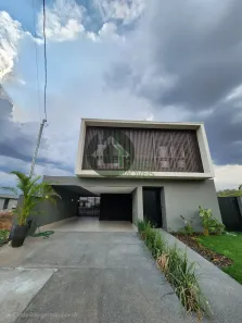 Casa com 3 Quartos à venda, 244m² no Jardins Porto, Senador Canedo