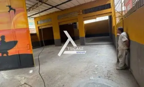 Galpão/Depósito/Armazém para alugar, 350m² no Jardim Bom Refúgio, São Paulo