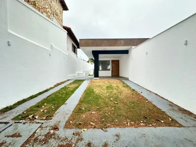 Casa com 3 Quartos à venda, 135m² no Copacabana, Belo Horizonte