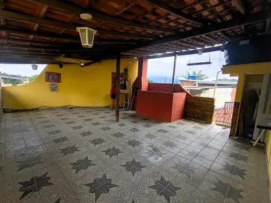 Casa com 3 Quartos à venda, 100m² no Realengo, Rio de Janeiro