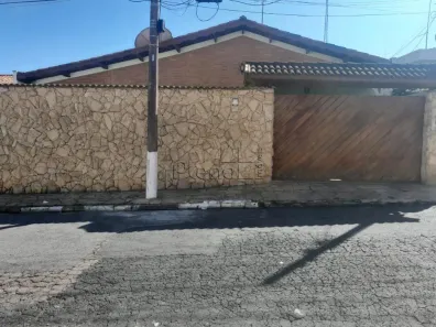 Casa com 3 Quartos à venda, 295m² no Centro, Vinhedo