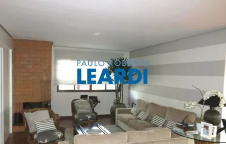 Apartamento com 4 Quartos à venda, 230m² no Vila Suzana, São Paulo