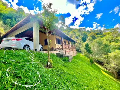 Casa de Condomínio com 2 Quartos à venda, 120m² no Tijuca, Teresópolis