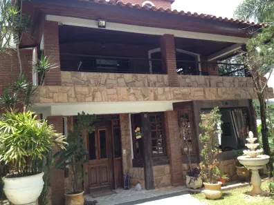 Casa de Condomínio com 4 Quartos à venda, 550m² no Cumbari, Mairiporã
