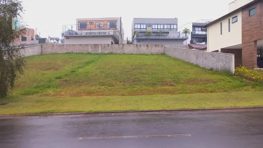 Lote/Terreno à venda, 486m² no São Pedro, Juiz de Fora