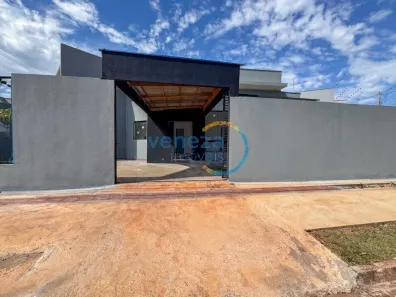 Casa com 2 Quartos à venda, 75m² no Jardim Montecatini, Londrina