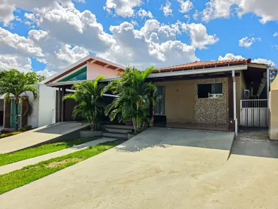 Casa de Condomínio com 3 Quartos à venda, 277m² no Flores, Manaus