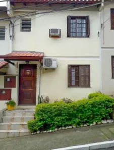 Casa de Condomínio com 3 Quartos à venda, 72m² no Vila Nova, Porto Alegre