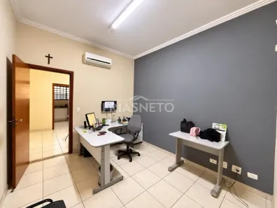 Prédio Comercial à venda, 176m² no Cidade Alta, Piracicaba