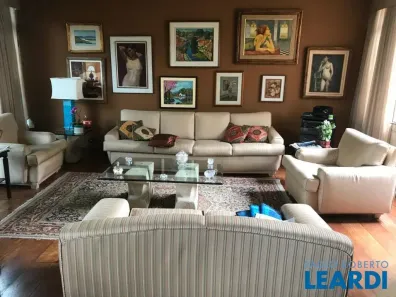 Casa com 4 Quartos à venda, 450m² no Pacaembu, São Paulo