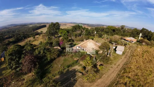 Fazenda/Sítio com 3 Quartos à venda, 720m² no Valado, Bragança Paulista