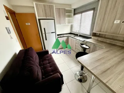 Apartamento com 1 Quarto para alugar, 32m² no Centro, Curitiba