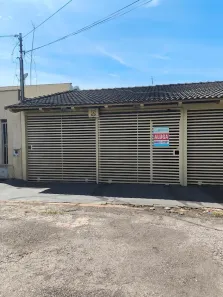 Casa com 3 Quartos para alugar, 120m² no Conjunto Fabiana, Goiânia