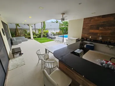 Casa com 5 Quartos à venda, 600m² no Barra da Tijuca, Rio de Janeiro