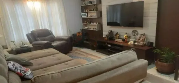 Casa com 5 Quartos à venda, 240m² no Vila Pereira Barreto, São Paulo