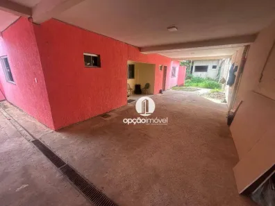 Sobrado com 3 Quartos à venda, 200m² no Vila Santa Isabel, Anápolis