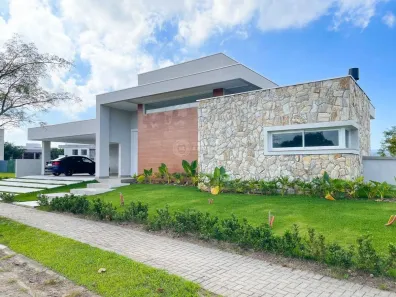 Casa de Condomínio com 4 Quartos à venda, 380m² no Centro, Camboriú