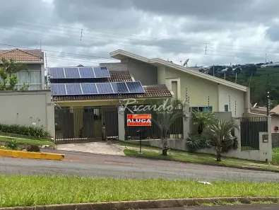 Casa com 3 Quartos para alugar, 142m² no Jardim Santa Alice, Arapongas
