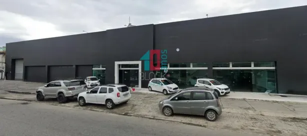 Galpão/Depósito/Armazém para alugar, 4000m² no Taquara, Rio de Janeiro