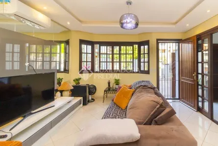 Casa com 3 Quartos à venda, 150m² no Espírito Santo, Porto Alegre