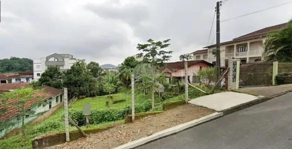 Lote/Terreno à venda, 560m² no Saguaçu, Joinville
