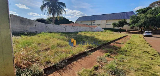 Lote/Terreno à venda, 420m² no Jardim Aclimação, Maringá
