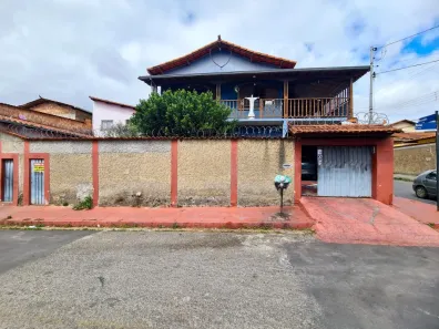 Casa com 4 Quartos à venda, 300m² no Parque Recreio, Contagem