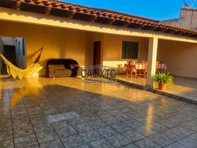 Casa com 3 Quartos à venda, 161m² no Centro, Uberlândia