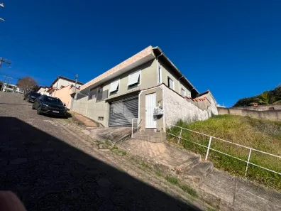 Casa com 5 Quartos à venda, 320m² no Solar dos Lagos, São Lourenço