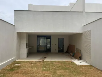 Casa com 3 Quartos à venda, 150m² no Cabral, Contagem