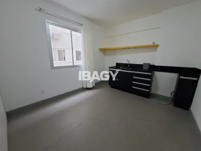 Apartamento com 1 Quarto para alugar, 27m² no Centro, Florianópolis