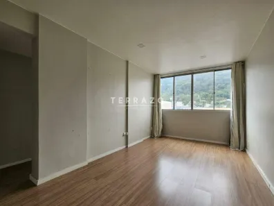 Apartamento com 1 Quarto à venda, 57m² no Várzea, Teresópolis
