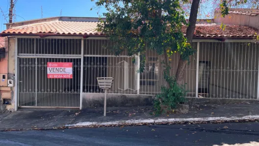 Casa com 4 Quartos à venda, 144m² no Residencial Sonho Verde, Goiânia