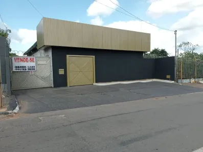 Galpão/Depósito/Armazém com 7 Quartos à venda, 400m² no Alto da Glória, Goiânia