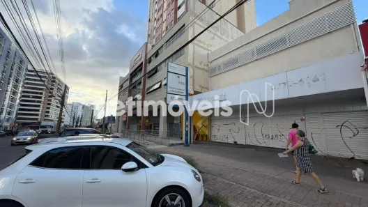 Prédio Comercial para alugar, 835m² no Taguatinga Sul, Brasília