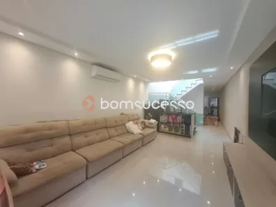Sobrado com 3 Quartos à venda, 187m² no Vila Santa Clara, São Paulo